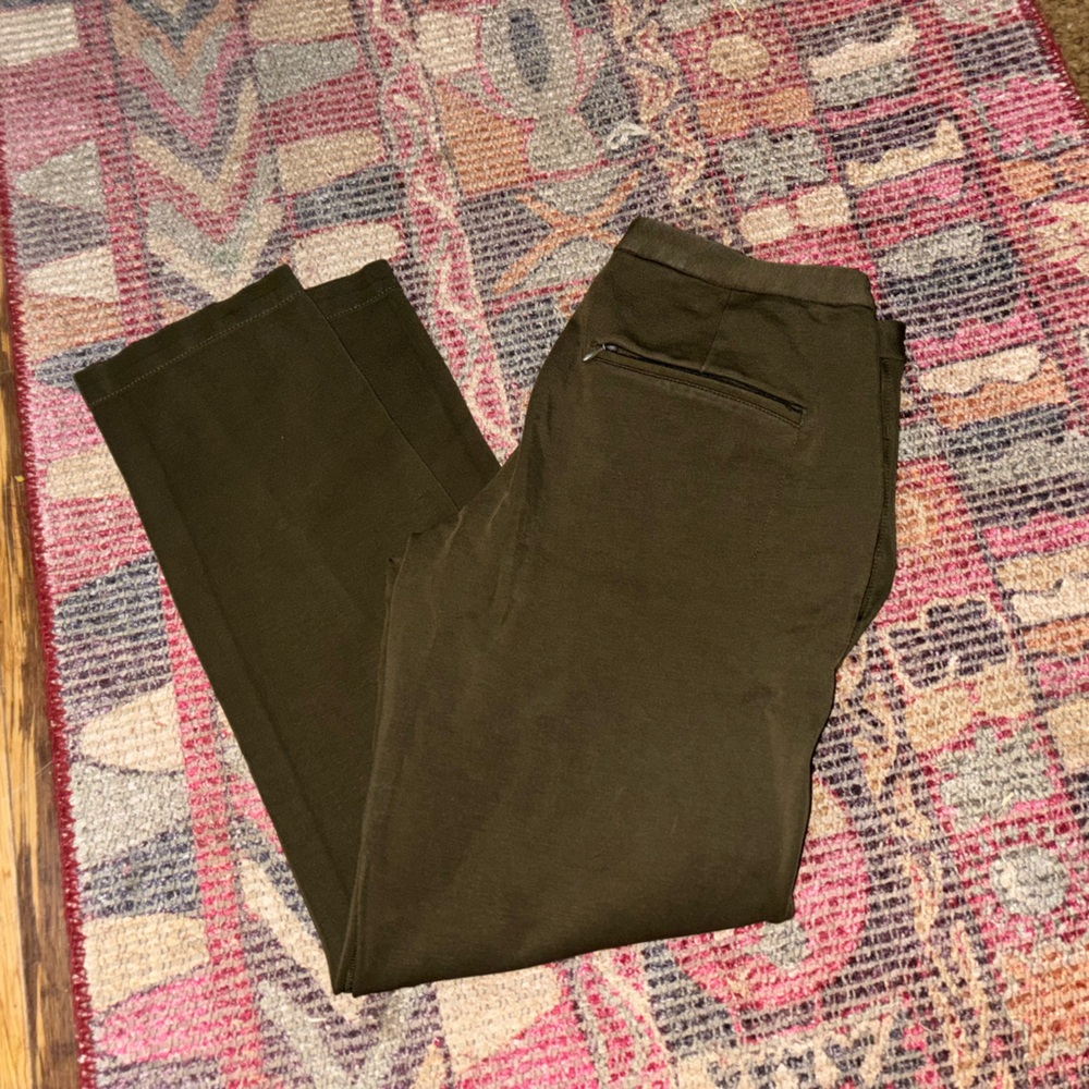 Lululemon green trousers 8